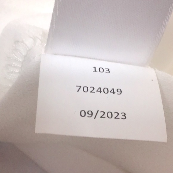 🆕 CeCe Ivory Semi Sheer Crepe Chiffon Front Lined Back Unlined Long Sleeve - Picture 7 of 10